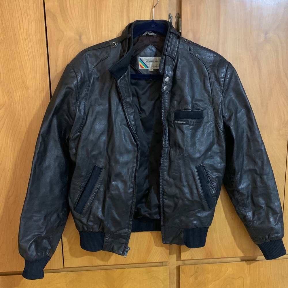 MEMBERS ONLY Vintage 1980s Leather Black Jacket 38